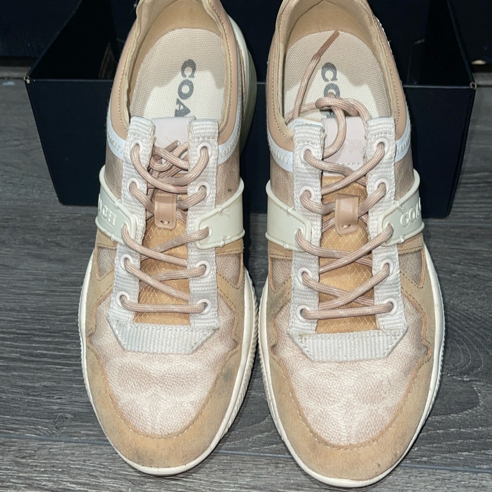 Coach Runner Shoes - Picture 4 of 4